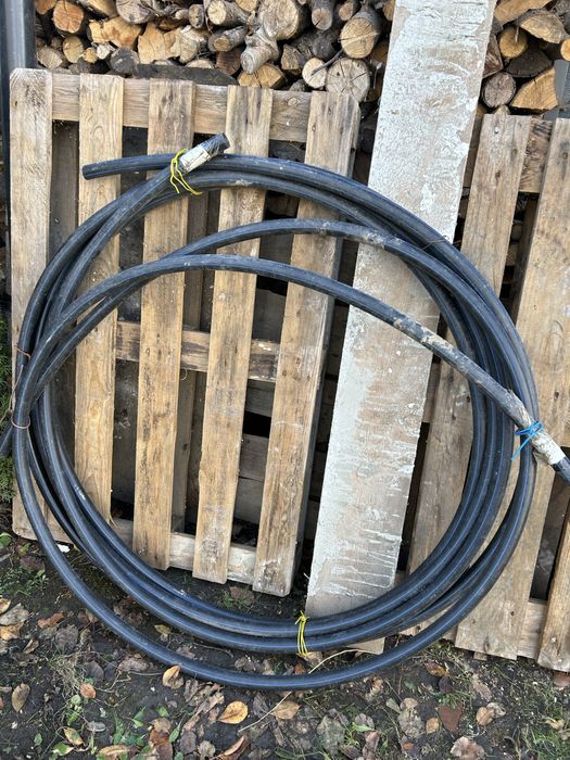 Труба водопровідна