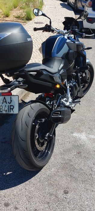 vendo bmw f900r 2021