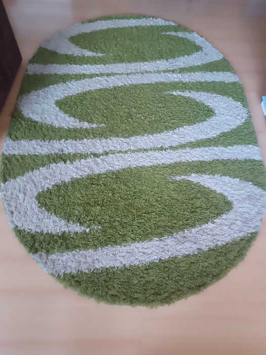 Dywan owalny zielony