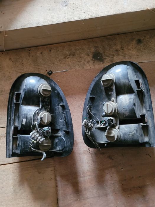 Задній ліхтар стоп chrysler voyager dodge Caravan