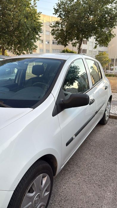 Renault Clio III 1.5 dCi (Ano 2008) – 5 Portas — photo 4