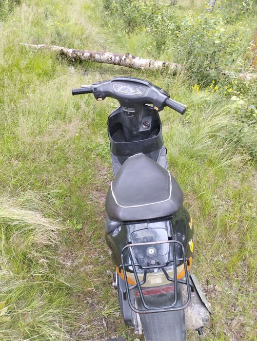 Скутер Suzuki Lets 2