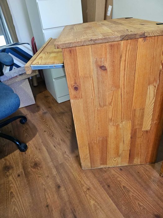 Secretária em Pinho Compacta com Trilho Deslizante - Almada