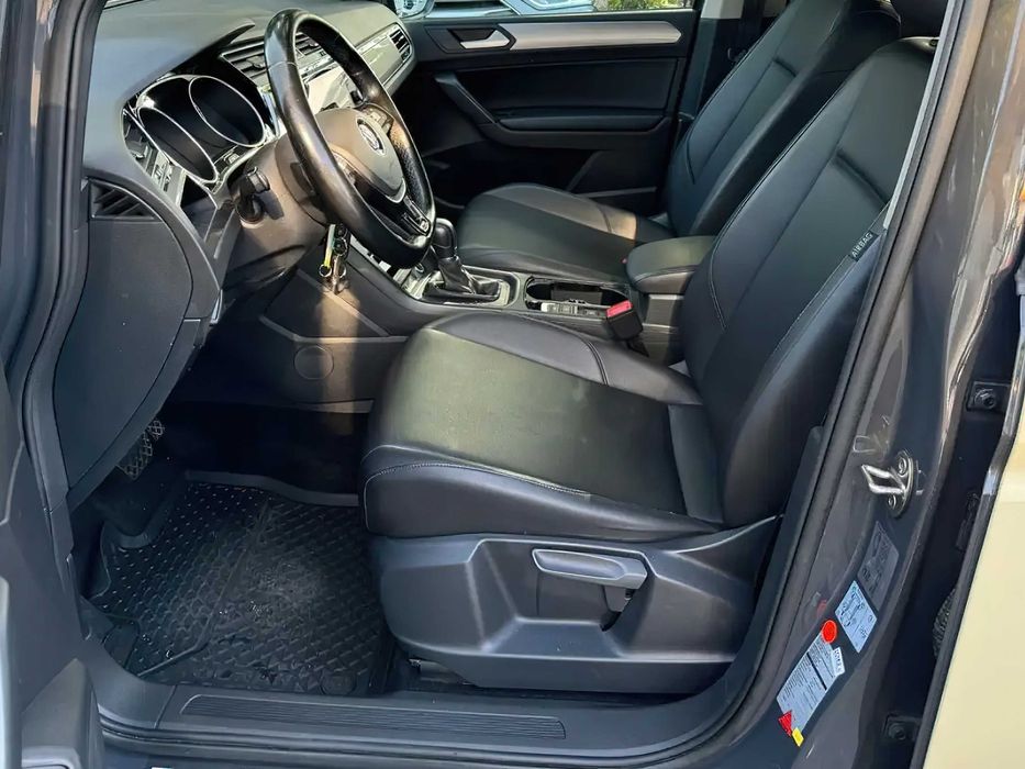 Volkswagen Touran      2018