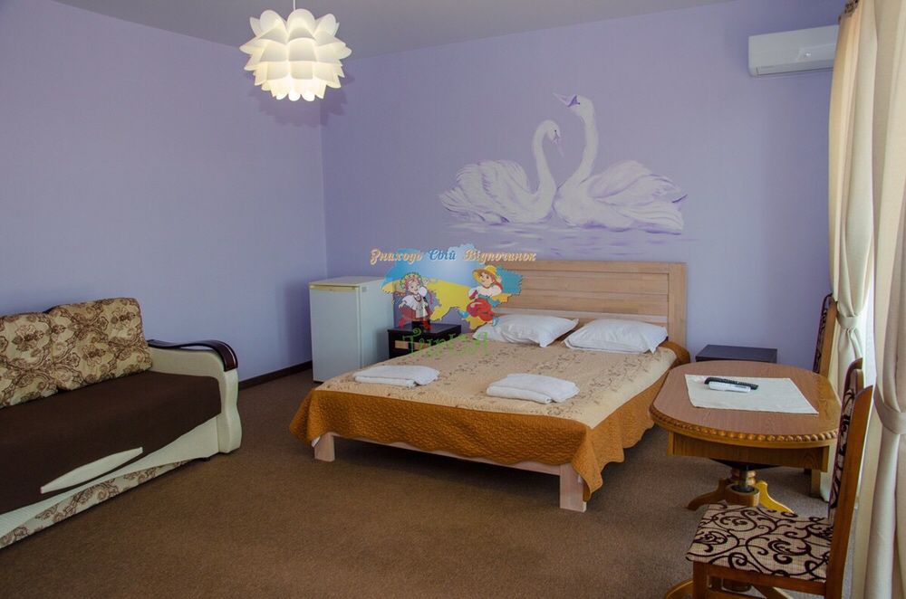 Оренда кімнат в с.Велятино «Villa Grand»