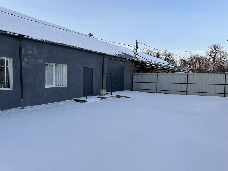 Оренда приміщення 120 м² (вільного призначення)