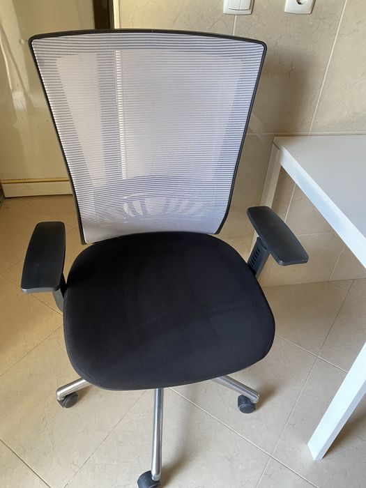 Cadeira escritório profissional 8h/trabalho