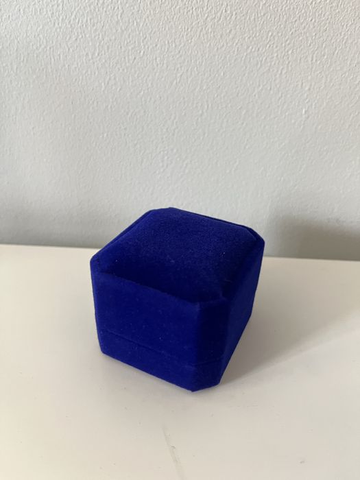 Kolczyki  bardzo blyszczace (2x0.5carat)