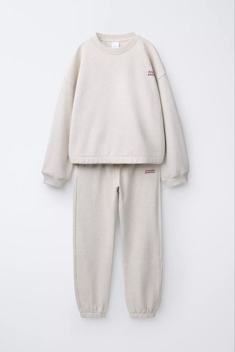 Стильний костюм від Zara