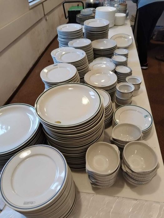 Porcelana gastronomiczna PRL- Społem/Lubiana - ok. 360 szt. - komplet