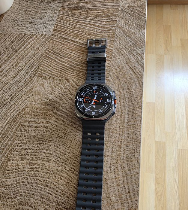 Samsung Galaxy Watch Ultra 2025.64GB titanium silver - DRUGA GENERACJA