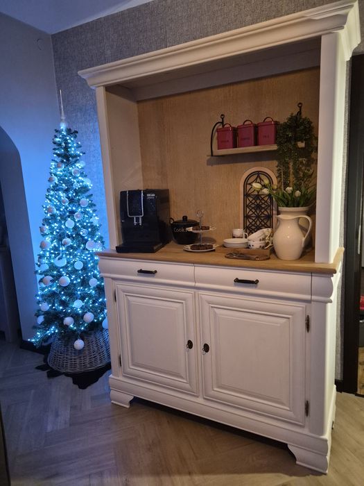 Kredens dębowy, kącik kawowy, coffee corner