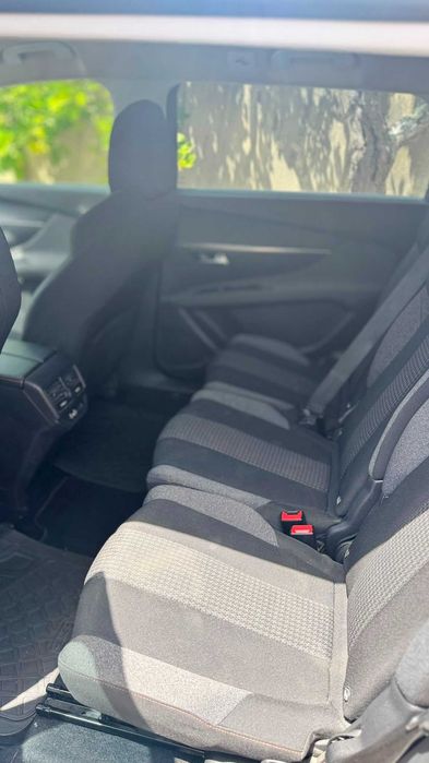 Peugeot 5008 130CV