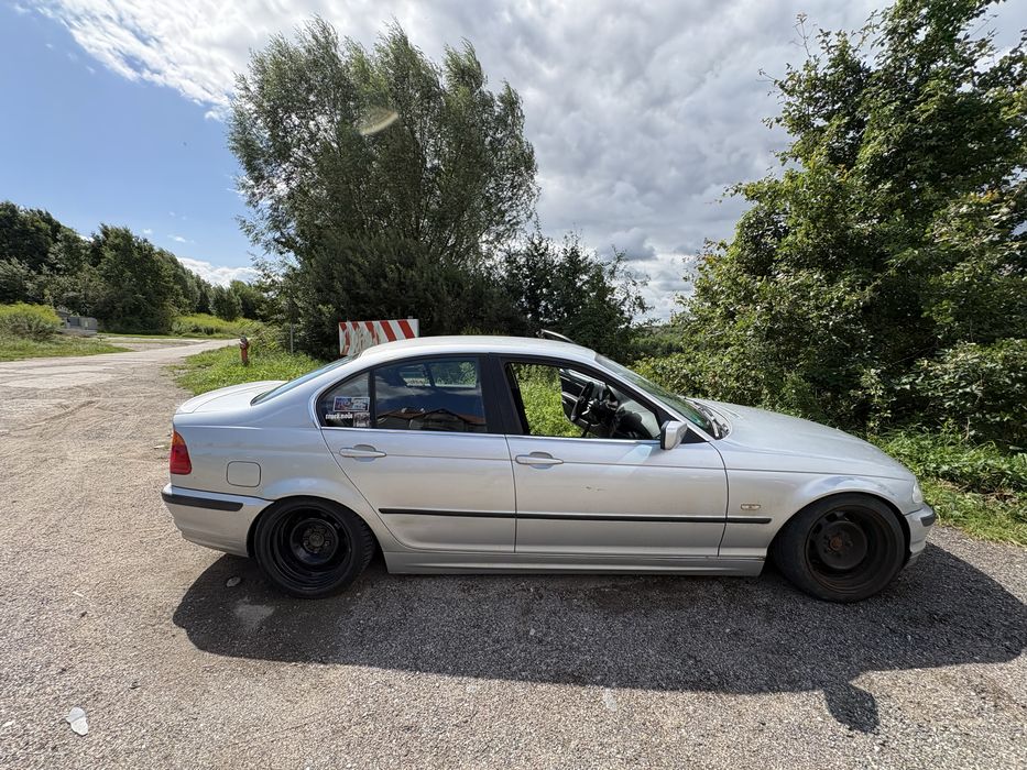 BMW 320i E46 M52