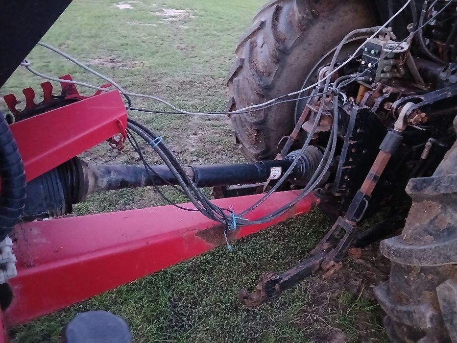 2016 rok W idealnym stanie  Legrand cyclone rozrzutnik do obornika 12t