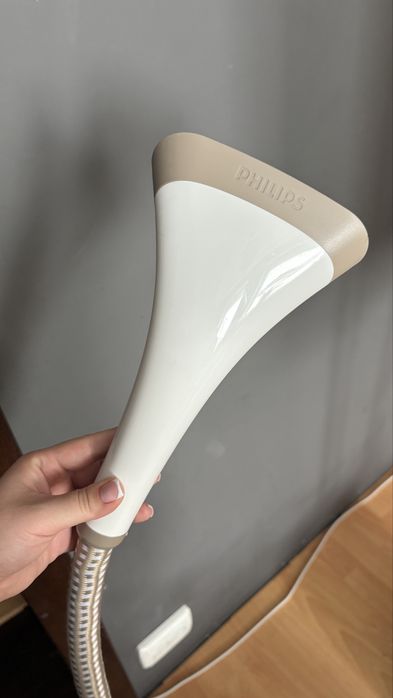 Відпарювач для одягу Philips