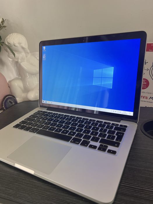 Apple Macbook Pro 2014 (Core i5, 13-inch, 8GB, SSD 256GB) - Sistema Windows 10