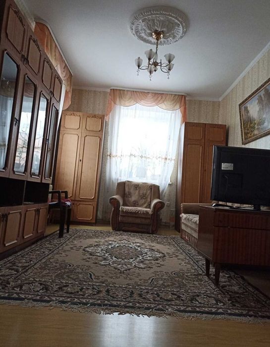 Продаж 1 поверхового будинку на Старому місті