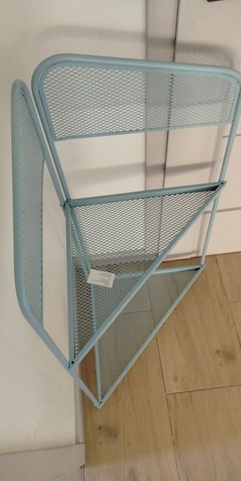 Regał metalowy narożny