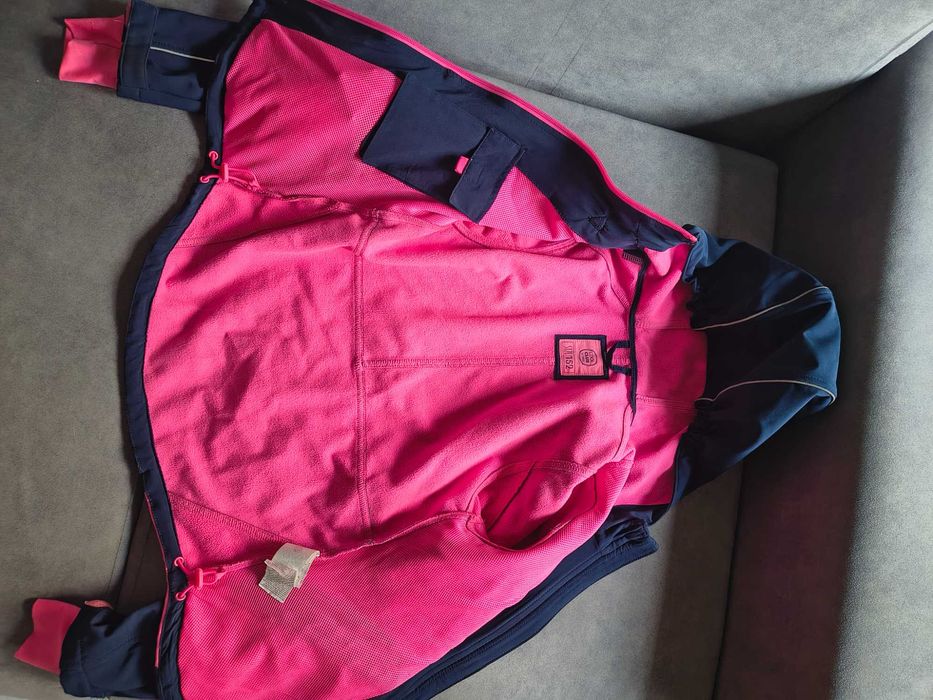 Softshell kurtka dla dziewczynki rozm.152