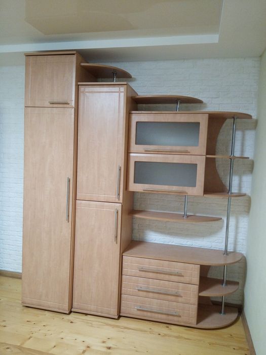 Продам  Стінку Або обміняю На шафу Купе!!!