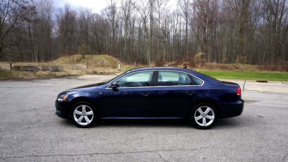 Volkswagen Passat      2013