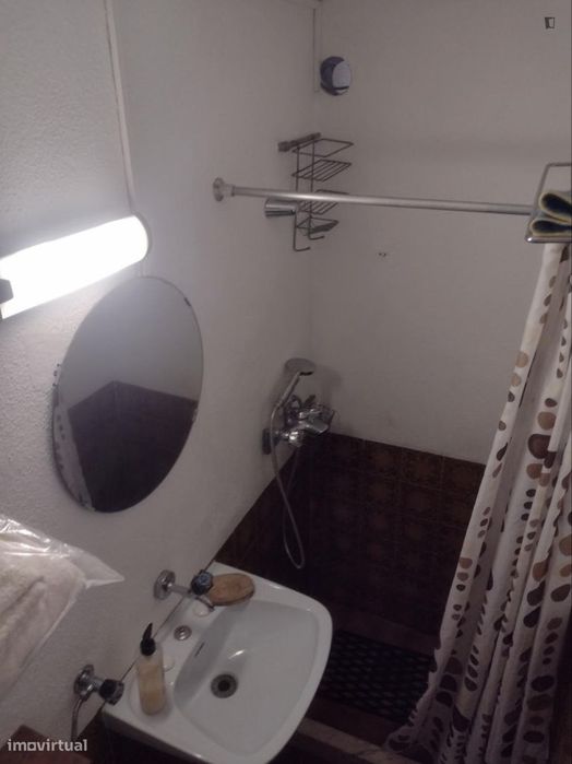 Estúdio - localizado em Carcavelos Lisbon