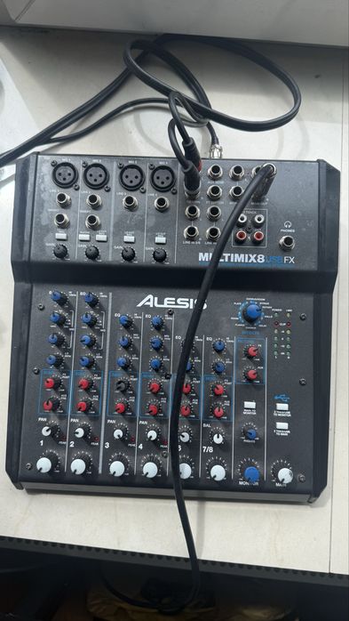 Мікшер Alesis multimix 8 usb fx