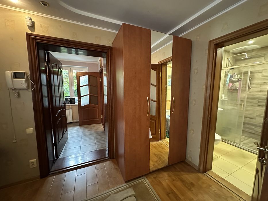 Продаж будинку вул.Мрії Бородинський Амстор