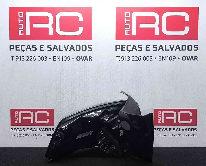 Farolim Direito 9811028180 - PEUGEOT 5008 II
