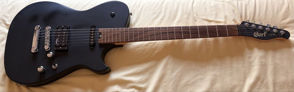 Guitarra Elétrica CORT/MANSON MBC-1