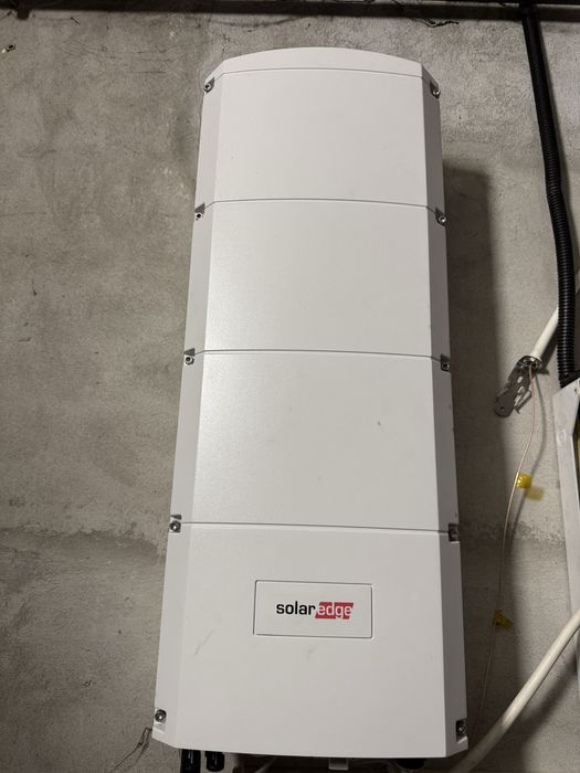 Solaredge inwerter hybrydowy SE10K-RWB48