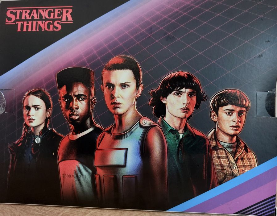 Coffret - Stranger Things - eau de toilette, verniz e bolsa