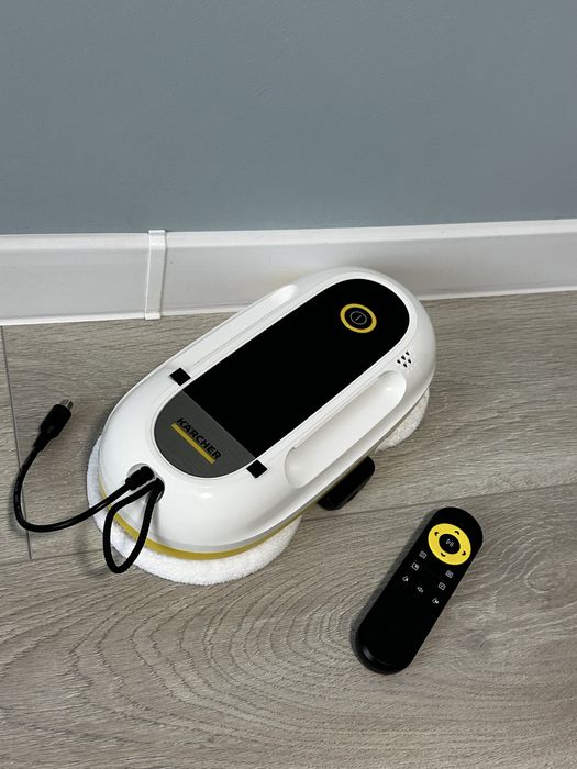 Оренда ПРОФЕСІЙНОГО робота для миття вікон Karcher