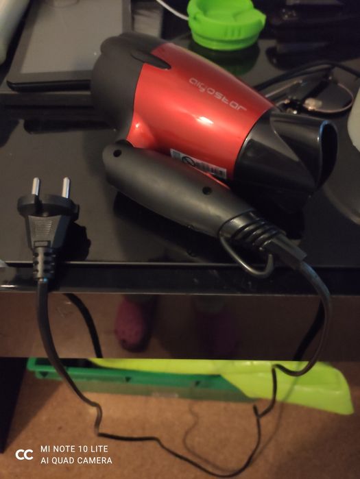 Secador de cabelo pequeno