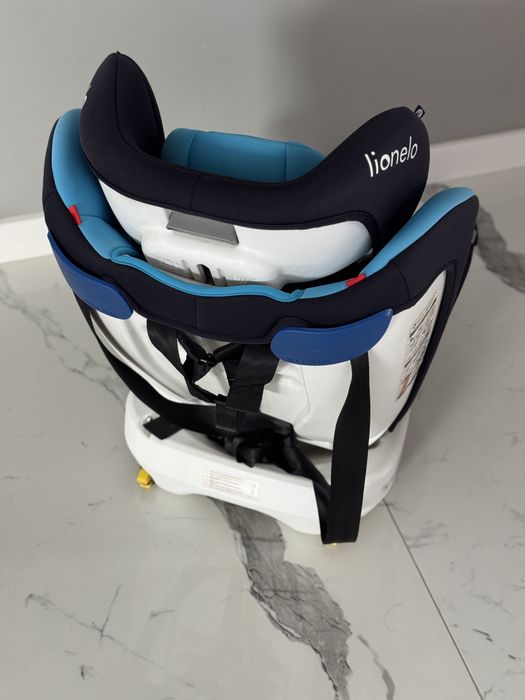 Fotelik lionelo bastian