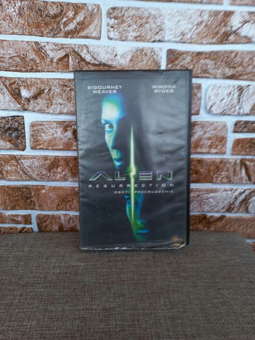 Kasety vhs wideo video. Obcy 4 Przebudzenie VHS.