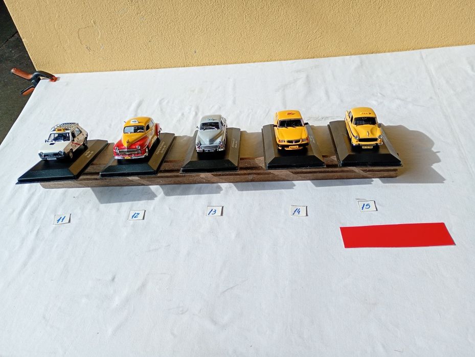 Miniaturas táxis do mundo
