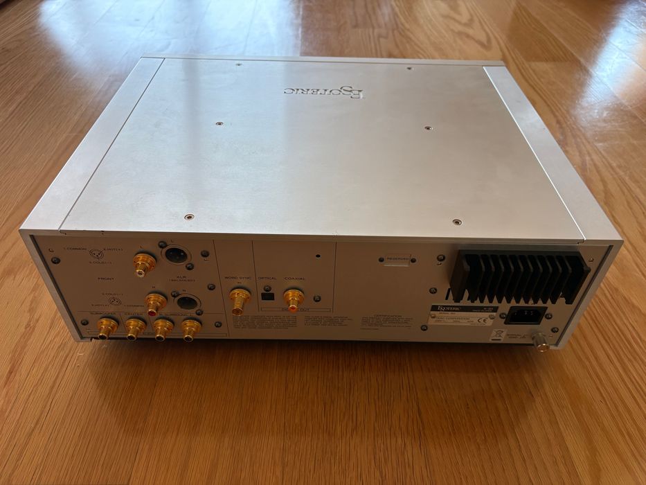 Leitor de CD/SACD ESOTERIC X01