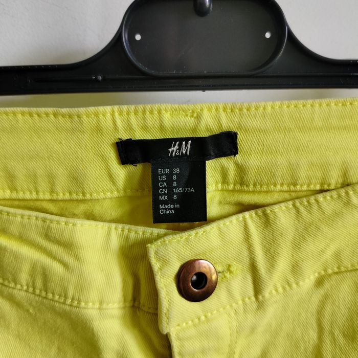 Żółte szorty 38 H&M