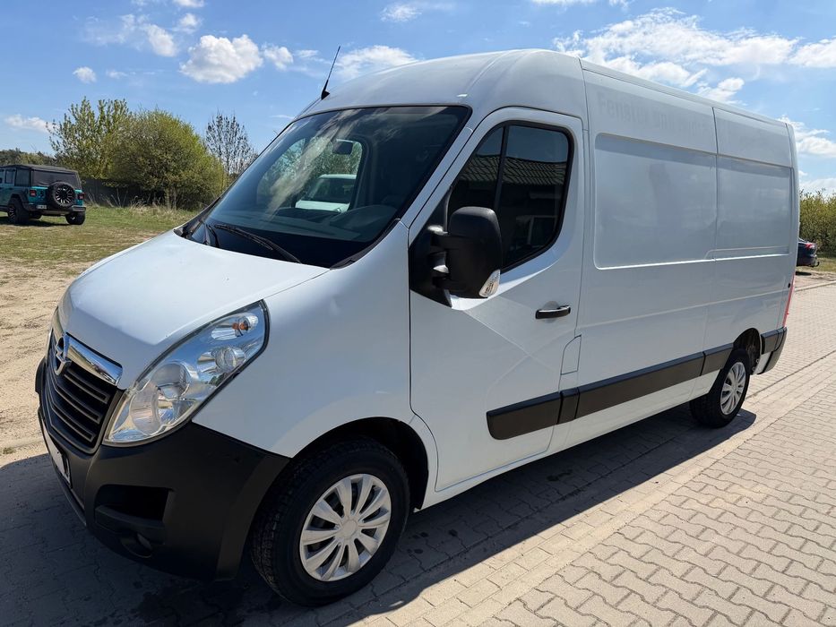Opel MOVANO  L2H2 średni paka 3,3 pełna opcja klimatronic nawigacja full