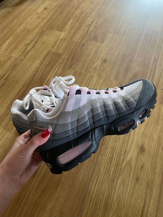 Кроссовки Nike,оригинальные