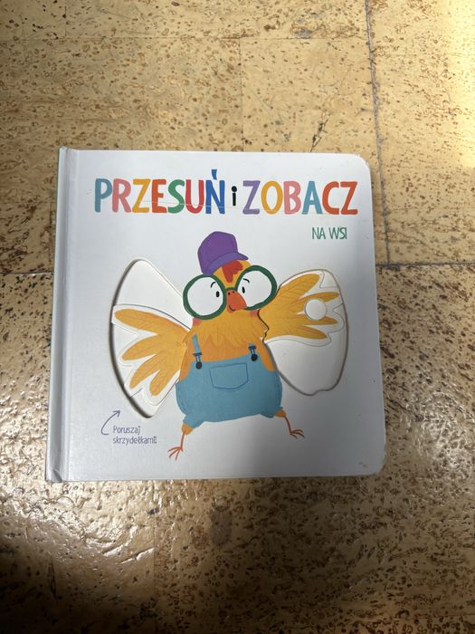 Przesuń i zobacz na wsi książeczka interaktywna