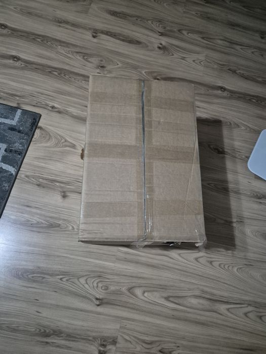 12kg kurtki. Zwroty zaladno, outlet. Stan A B