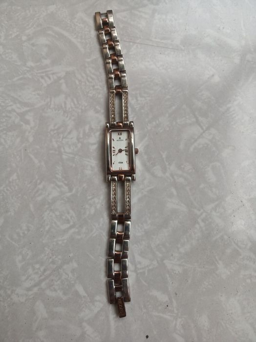 Продам женские часы Nexxen