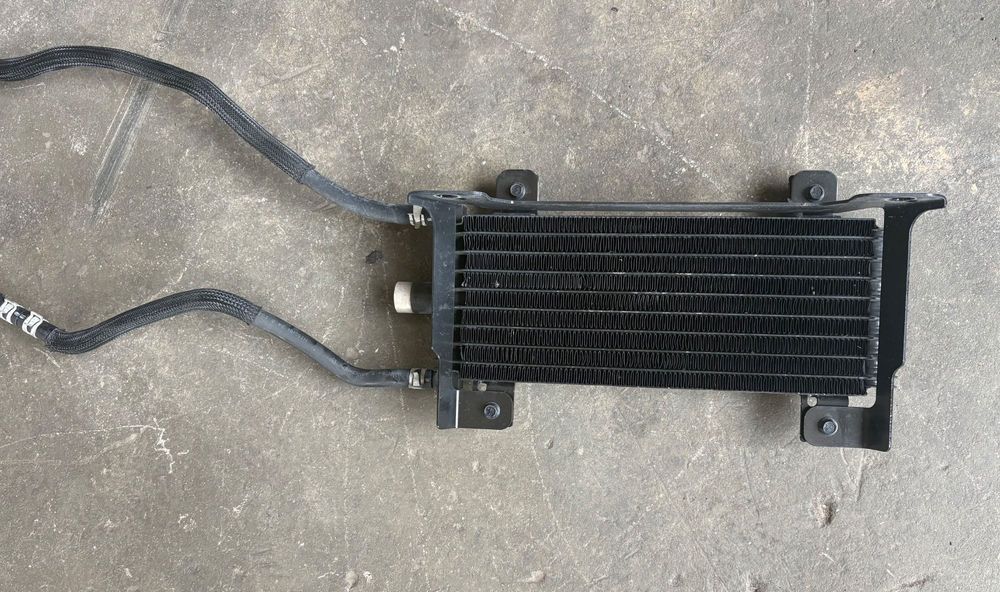 Grelha frente Nissan Qashqai j12, 2025
