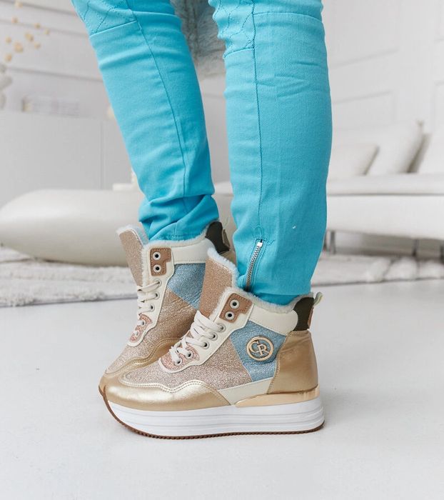 Złote ocieplane sneakersy z brokatem Deleon