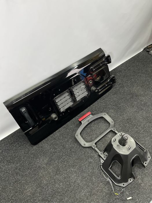 Кришка багажника кріплення запаски ляда на Jeep Wrangler JL 2018-2025