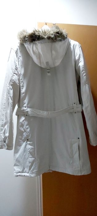 Parka branca  c/ capuz