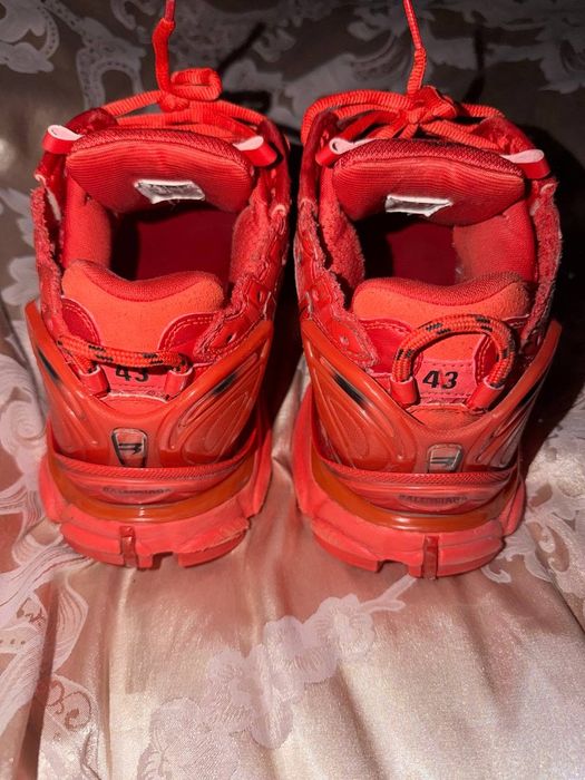 balenciaga runner legit